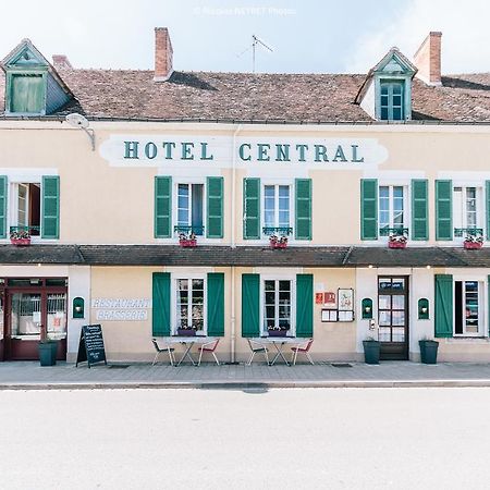 Hotel Le Central Boussac (Limousin) Exterior foto