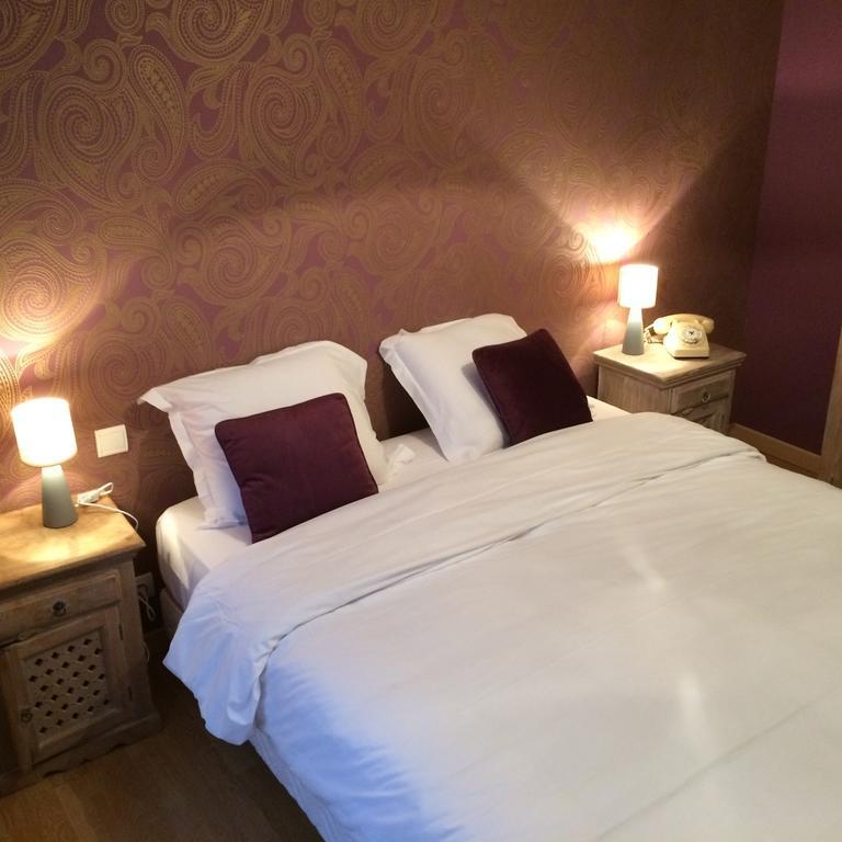 Hotel Le Central Boussac (Limousin) Quarto foto