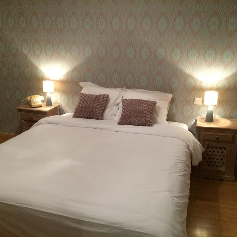 Hotel Le Central Boussac (Limousin) Quarto foto