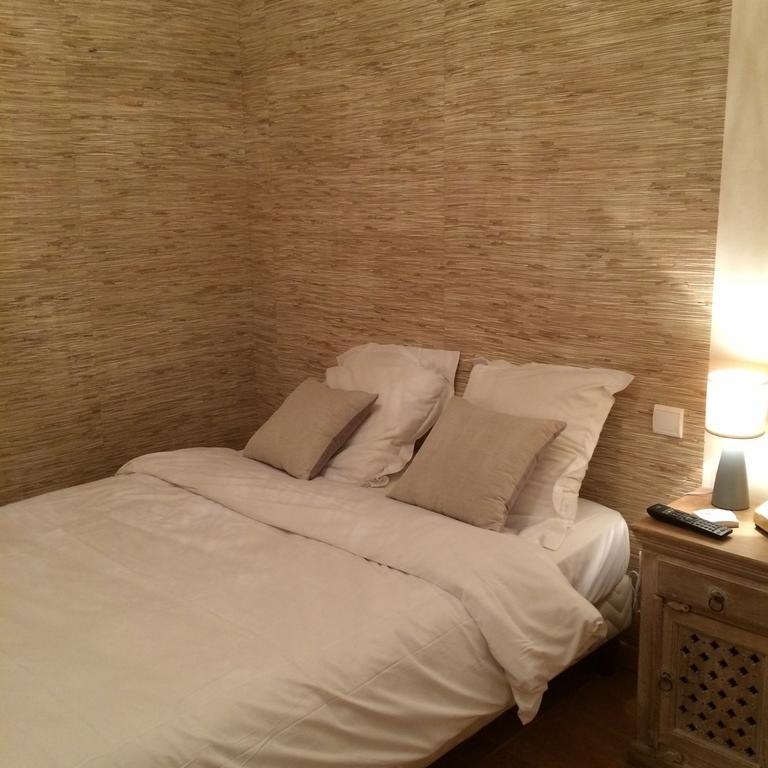 Hotel Le Central Boussac (Limousin) Quarto foto